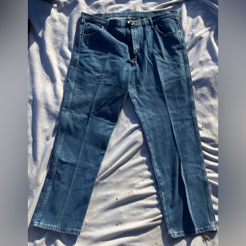 Blue Ridge Wrangler Jeans Men’s 42x32 Medium Wash Farm Ranch Work 2XL